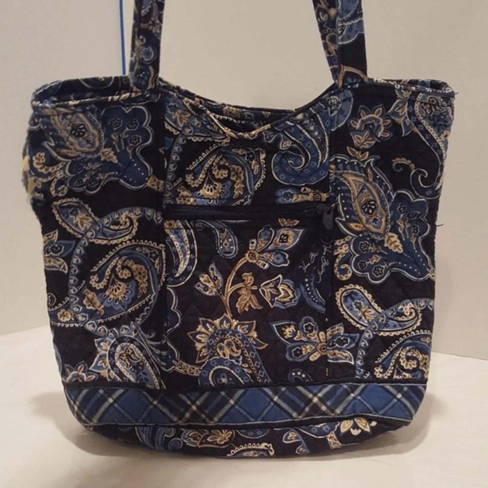 Vera Bradley | Bags | Vera Bradley Blue Windsor Paisley  display picture 1